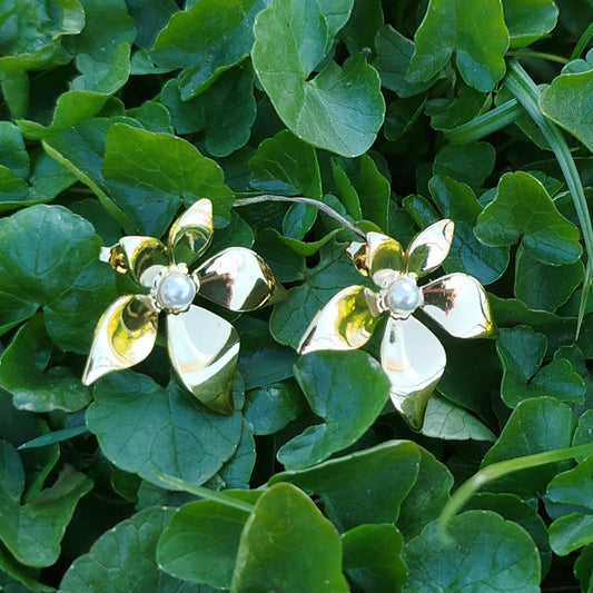 Gyldne Lilje Øreringe