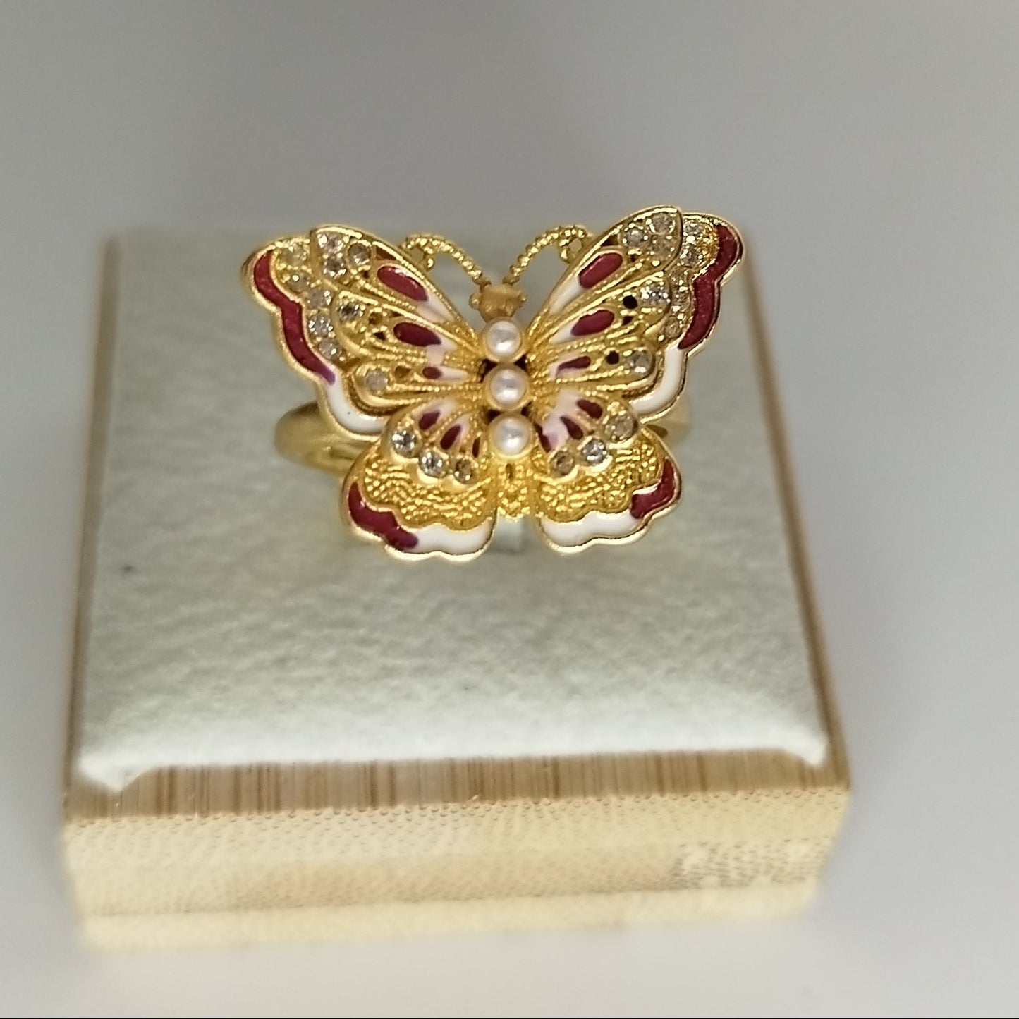 Mariposa Delicate Ring