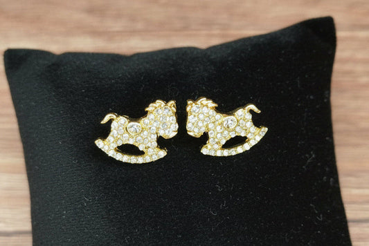Gold dog-shaped earrings 