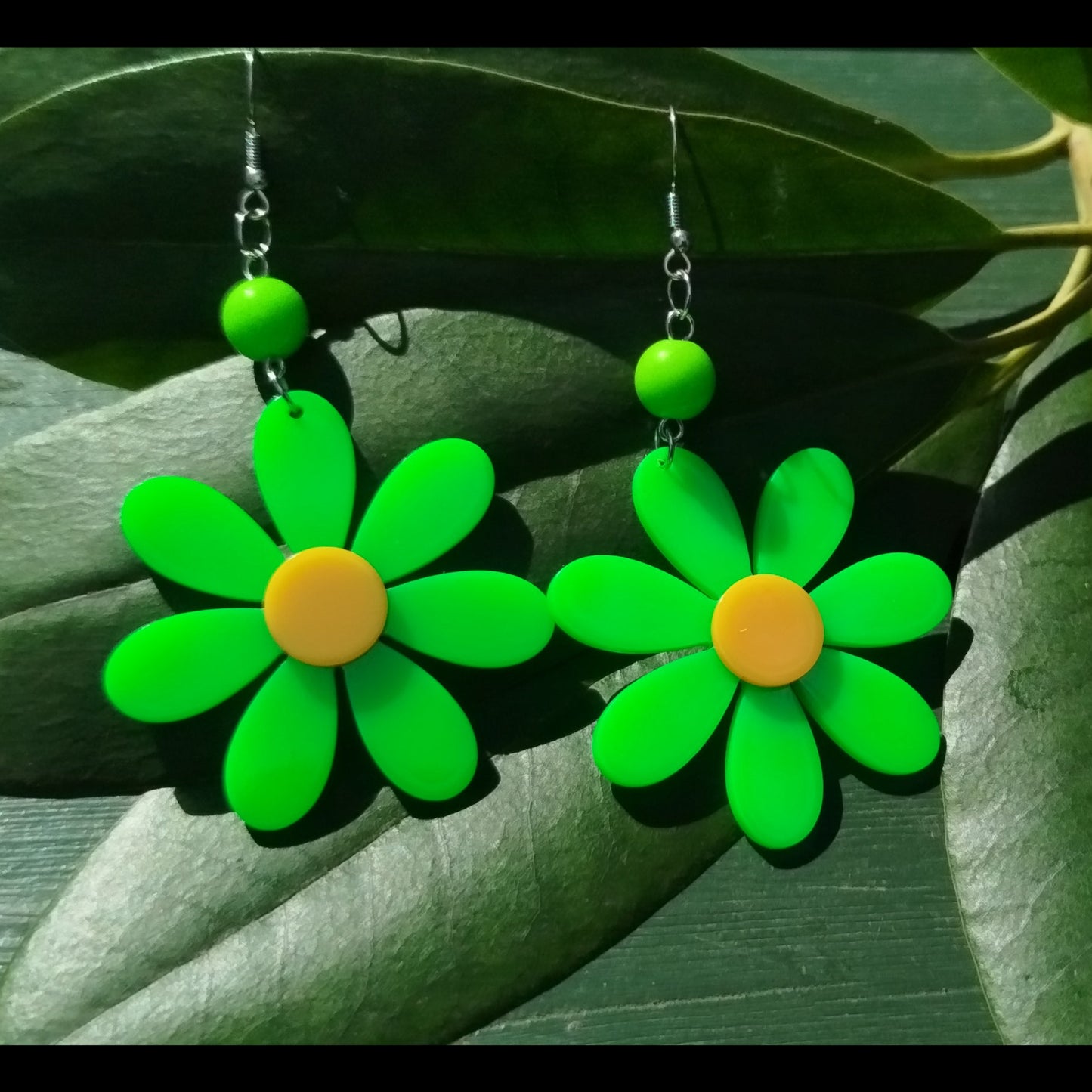 Farverige Flower Power Øreringe (flere farver)