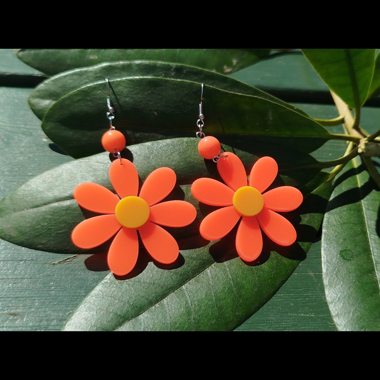 Farverige Flower Power Øreringe (flere farver)