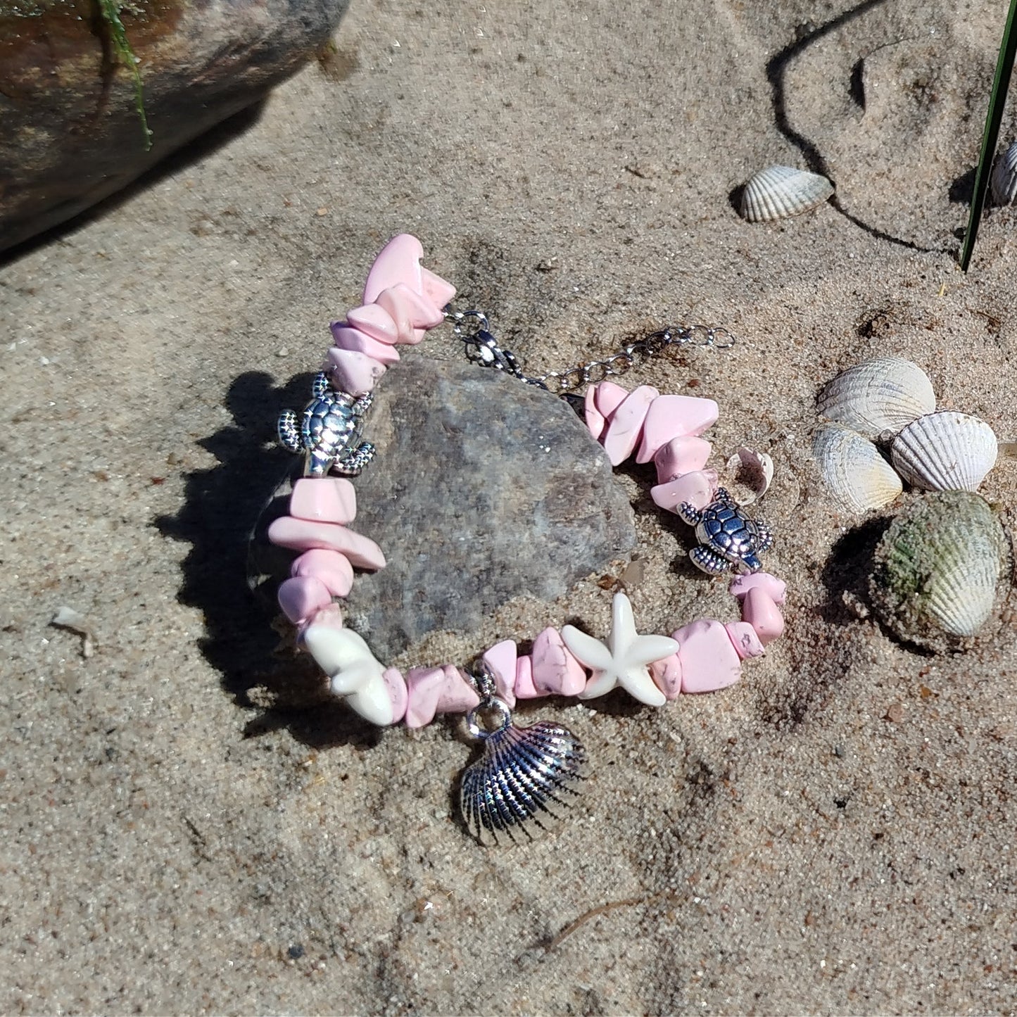 Sommerarmbånd med Hav-charms (flere farver)