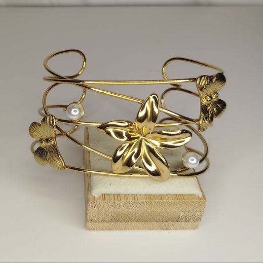 Blossom & Butterfly Armring