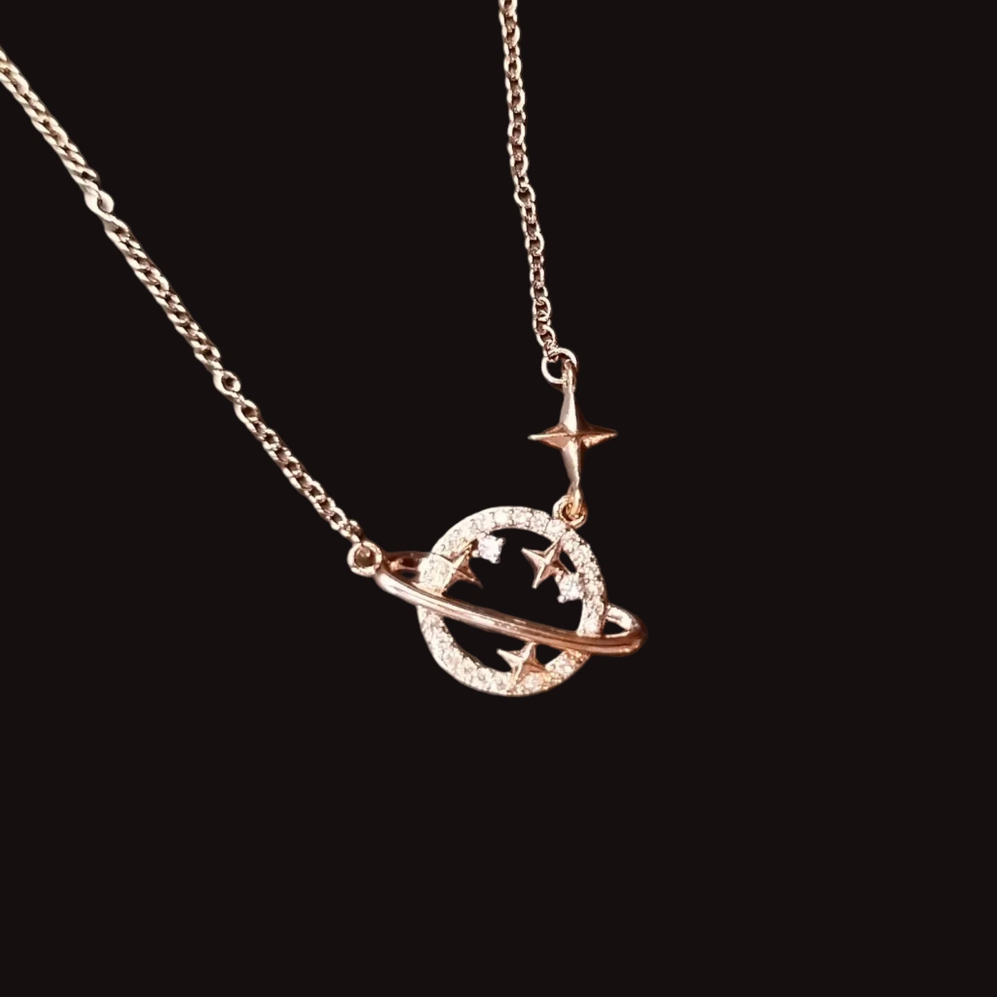 Cosmic Saturn Halskæde