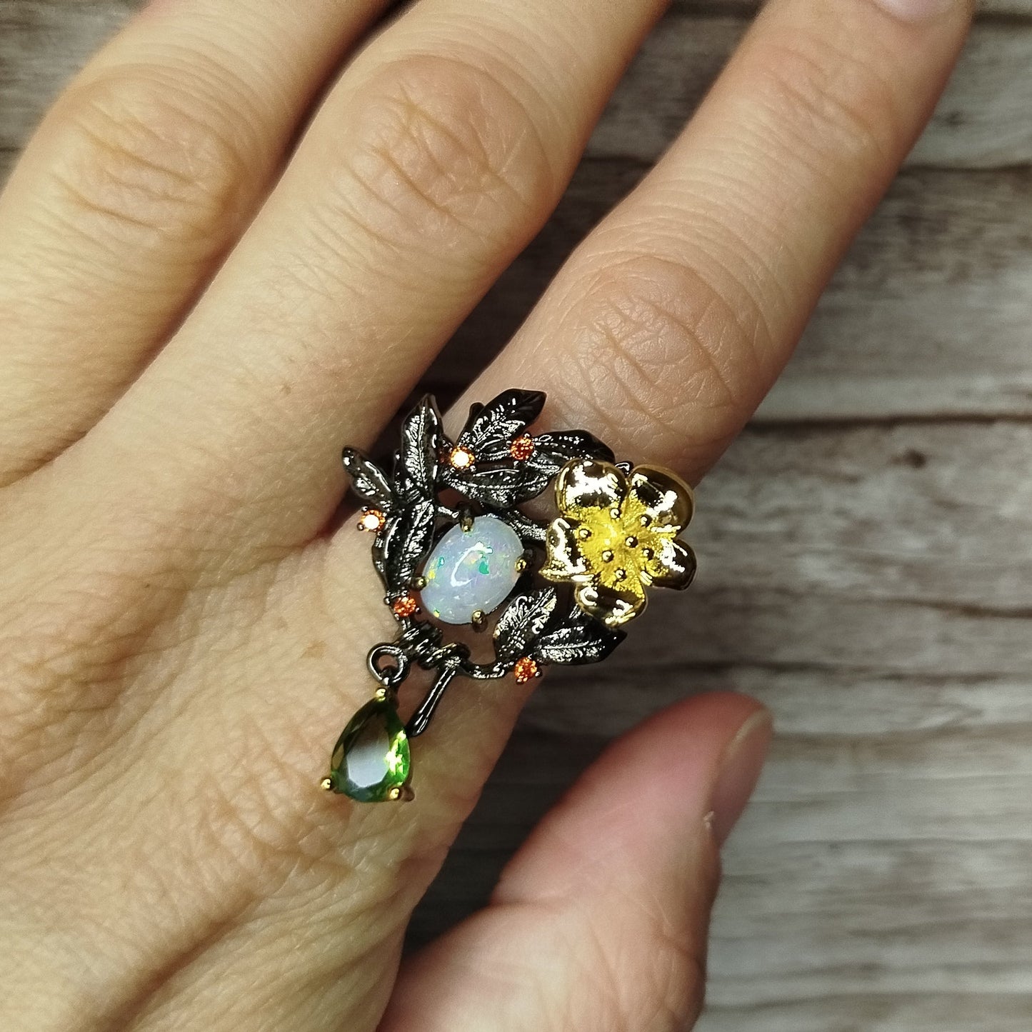 Enchanted Woods Dewdrop Bloom Ring